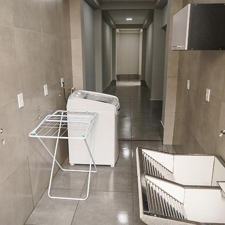 شقة فوز دو إيغواسو  في Apartamento Com Cozinha Privativa المظهر الخارجي الصورة
