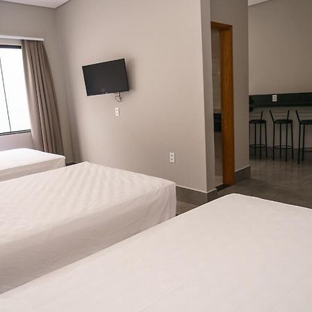 شقة فوز دو إيغواسو  في Apartamento Com Cozinha Privativa المظهر الخارجي الصورة